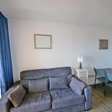 1m C8 245 - 371la * Saint-Raphaël